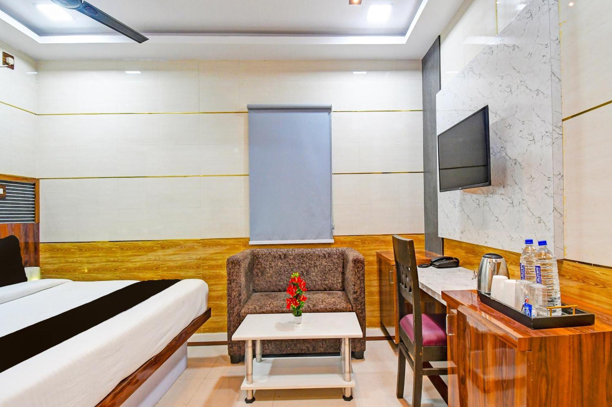 Hotel O Maa Bhubaneswari Hotel Extérieur photo