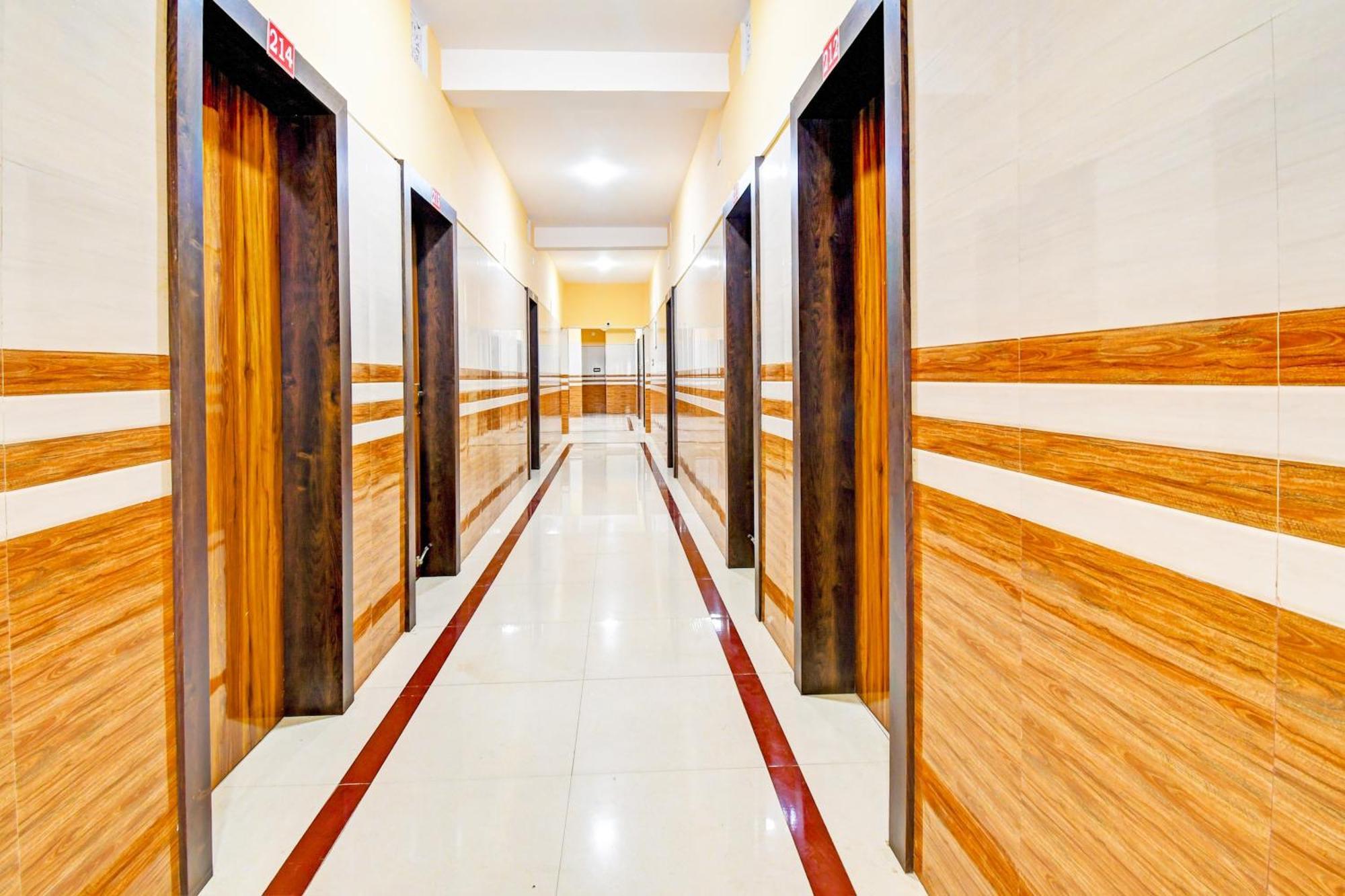 Hotel O Maa Bhubaneswari Hotel Extérieur photo